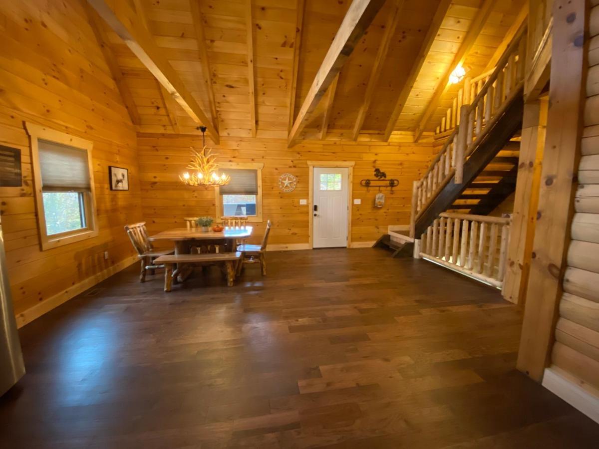 Pine Creek Cabins & Camping Resort South Bloomingville 外观 照片