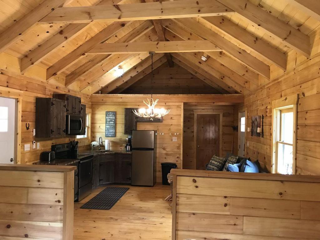 Pine Creek Cabins & Camping Resort South Bloomingville 外观 照片