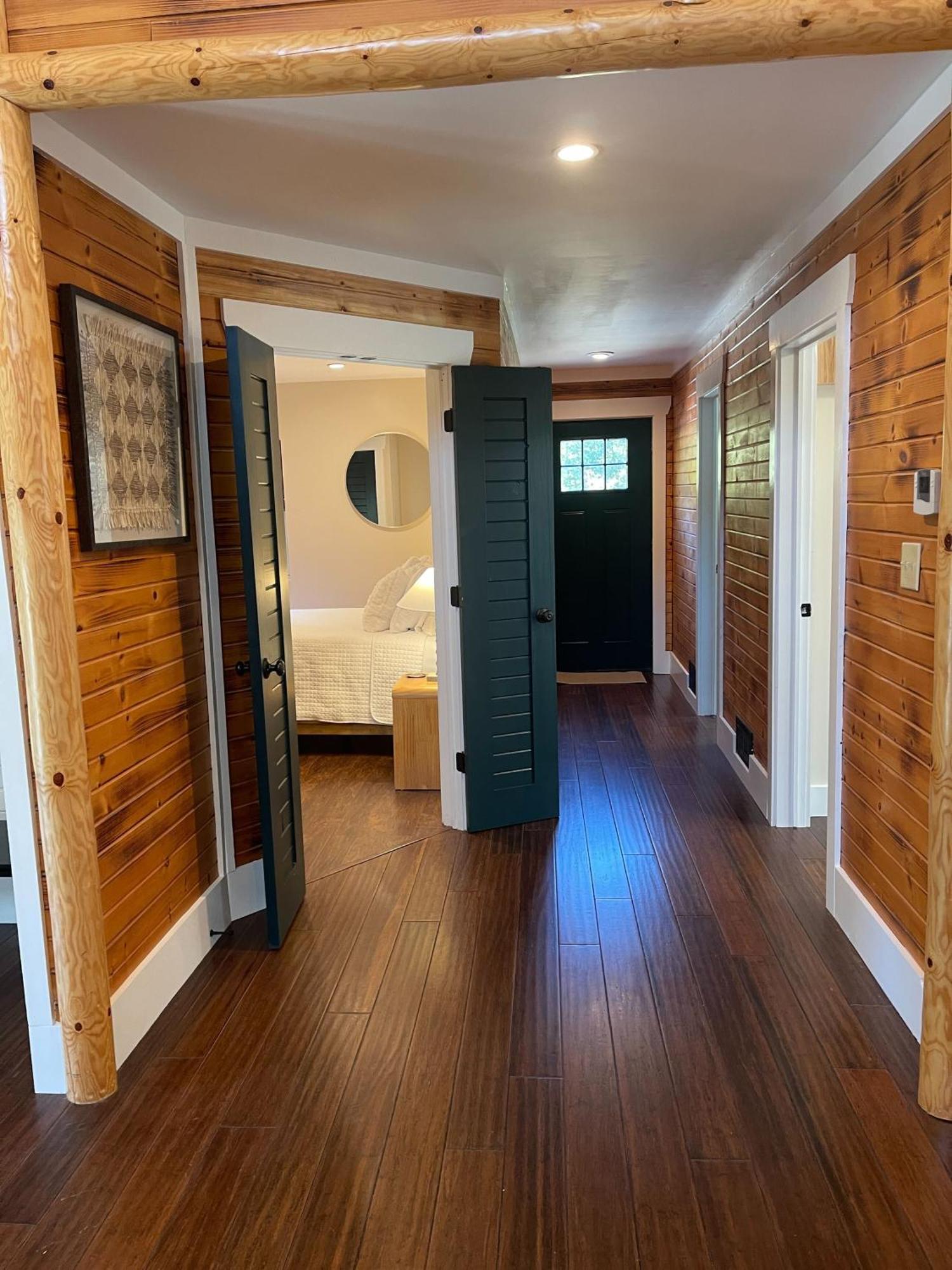 Pine Creek Cabins & Camping Resort South Bloomingville 外观 照片